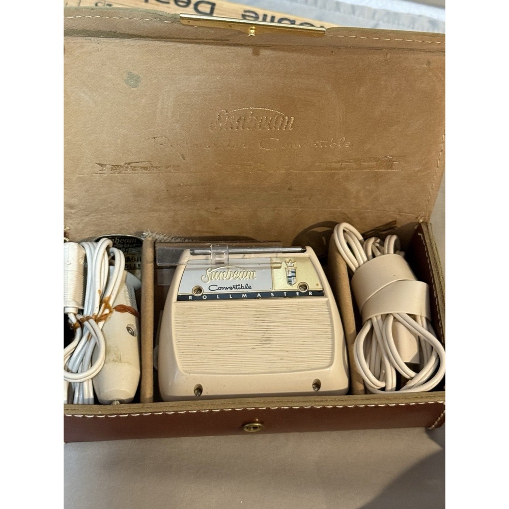 Vintage 1950's Sunbeam Convertible Rollmaster‎ Electric Razor  speedshaver